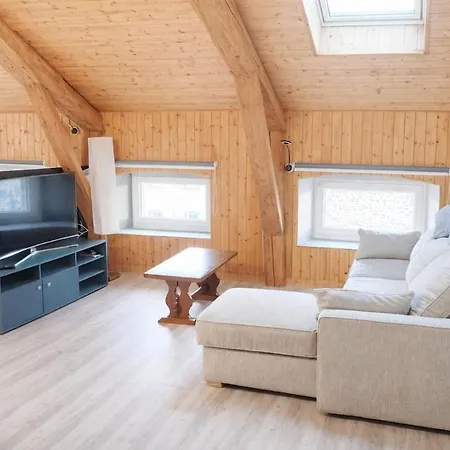 La Canissa Carrada Pour 14 Personnes * Chaspuzac