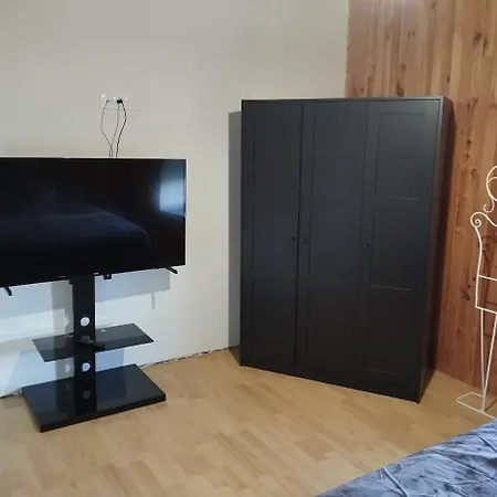 La Canissa Carrada Pour 14 Personnes Chaspuzac