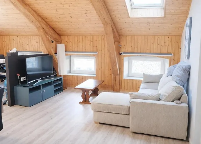 La Canissa Carrada Pour 14 Personnes * Chaspuzac